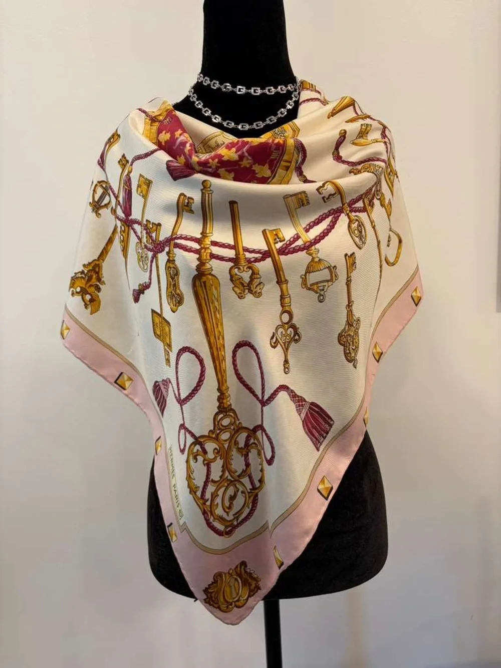 Hermes Scarf Carré 90 100% Silk - LES CLES Multicolor Stole Muffler